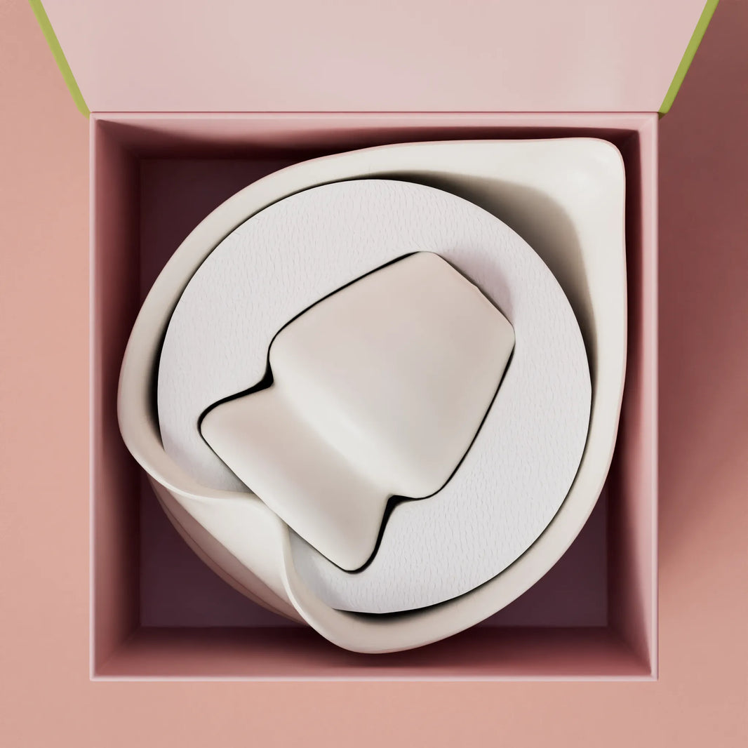 BREKKY Matcha Hart-Chawan + Klopper Houder Love Edition